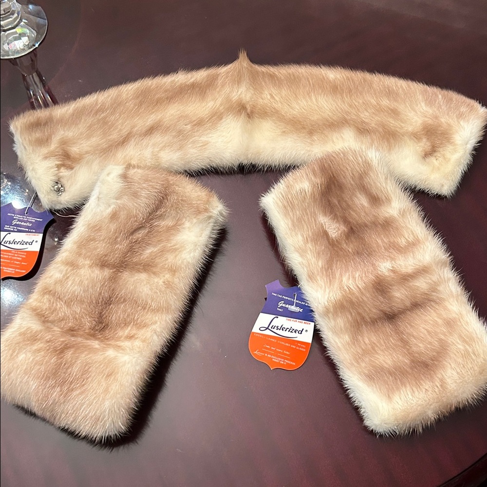 Luxuriously Soft Mink Collar and Cuffs Set